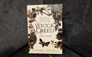 WiccaCreed - Rache & Feuer" von Marah Woolf, Band 3 der Wicca Chroniken als Rezension, schau gern vorbei.